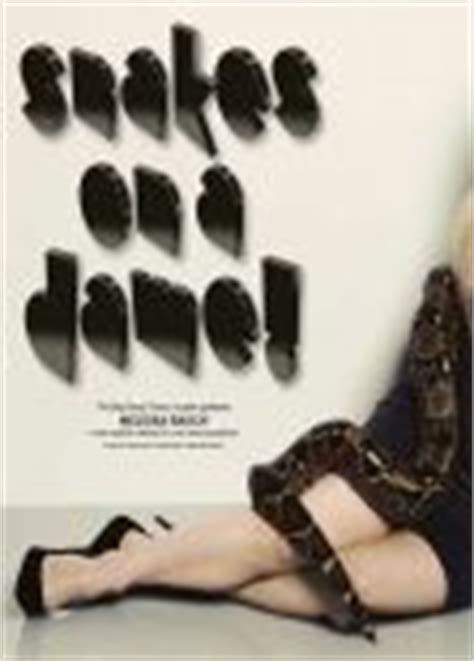 Melissa Rauch MAXIM Magazine December 2013 Issue CelebMafia