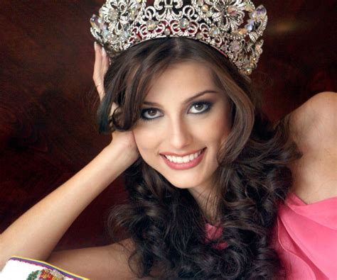 Stefania Fernandez Miss Venezuela Miss Universe 2009 Wallpapers Hd Wallpapers 70636