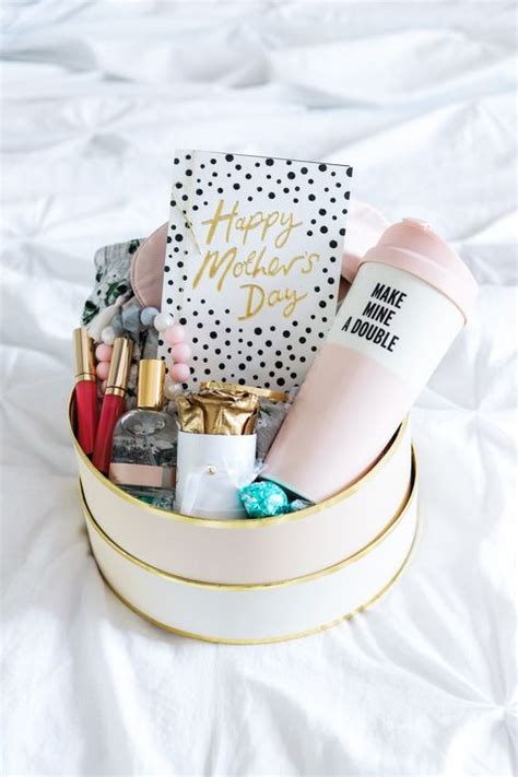 The best mother's day gift ideas for 2021 include unique and personalized gifts from amazon, walmart, etsy and more. 45 DIY Mother's Day Gifts & Crafts - Best Homemade Mother ...