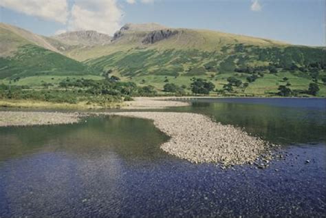 5 Wastwater Sssi Cumbria An Oligotrophic Lake With A Typically Stony