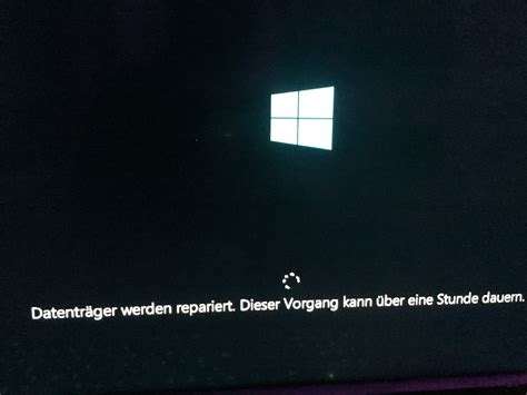 Blauer bildschirm blauer bildschirm blauer bildschirm blauer bildschirm mit windowslogo nach upgrade blauer bildschirm, kein bluescreen blaue diese windows abstürze können in der regel durch eine neuinstallation der treiber behoben werden. Windows 10 fährt nicht hoch und versucht seit Stunden ...