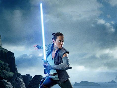 Daisy Ridley Lightsaber Star Wars 8 Wallpaper Hd Movies