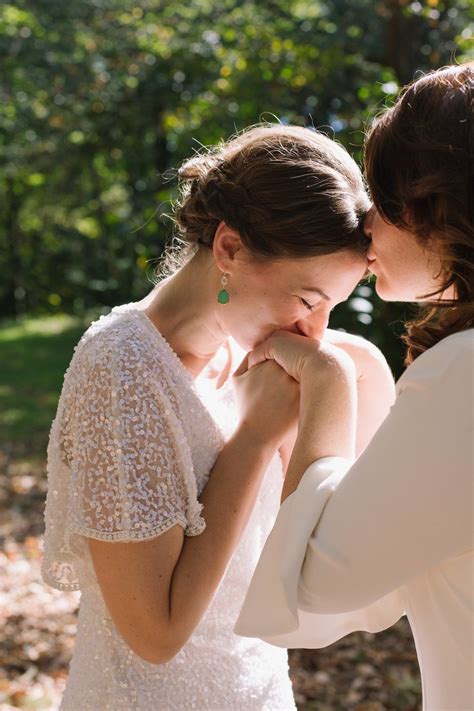 Épinglé Sur Amour Lesbien