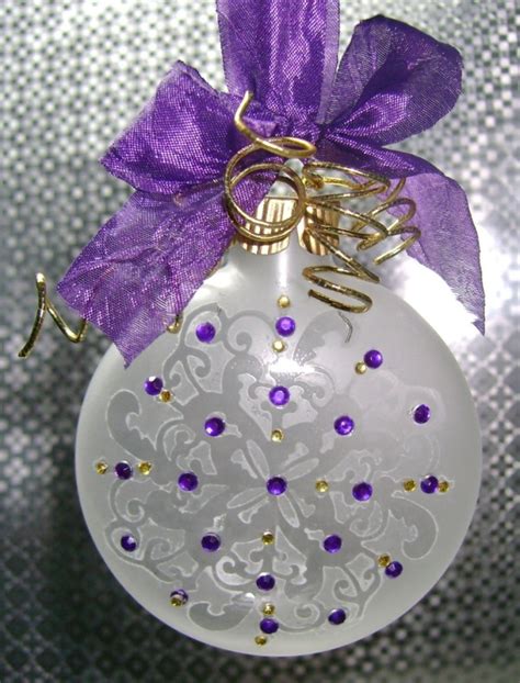 25 Prettiest Elegant Christmas Ornaments We Have Ever Seen Magment