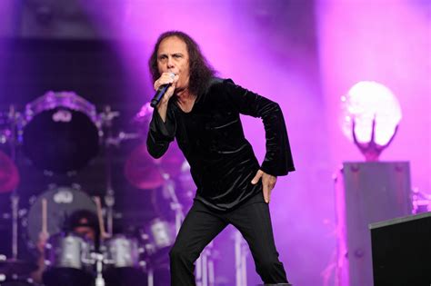 Black Sabbath Dio Singer Ronnie James Dio Diagnosed With Stomach Cancer