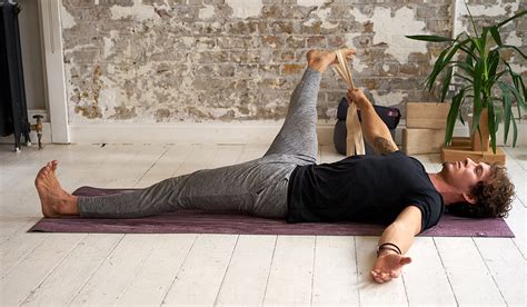 Yoga para aliviar el dolor de la ciática Govindas Yoga Inbound