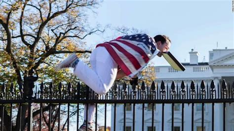 White House Fence Jumper Arrested Cnnpolitics