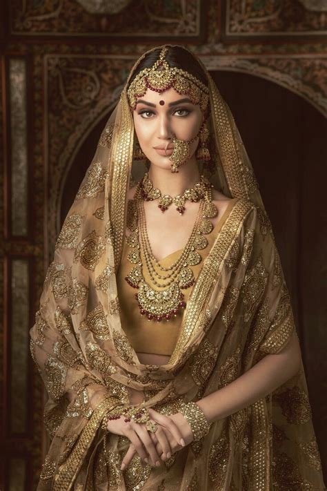 Classic Indian Bridal Dress Indian Bridal Dress Bridal Jewellery Indian Indian Bridal