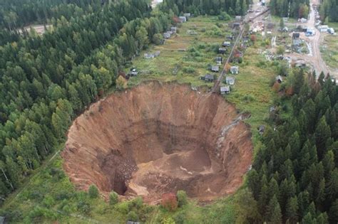 The vast majority of russia's residents live in the european part of the country in major cities like moscow and st. Sinkhole at Russian Uralkali Mine 'Gigantic' and Still ...