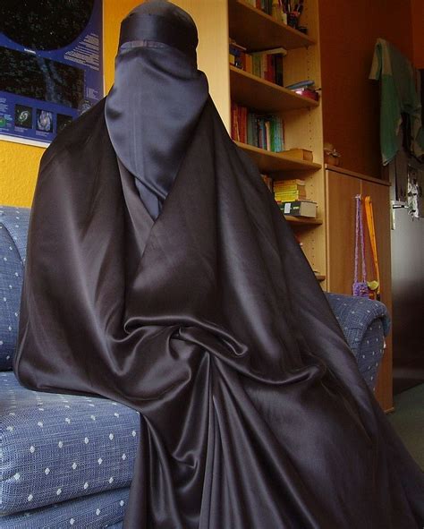 Pin By Seyyida Ay E Ero Lu On Niqab Burqa Veils Masks Muslimah