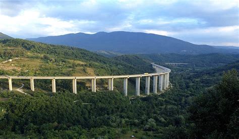 The a15 motorway, also called autocamionale della cisa, is an italian highway that leads from parma to la spezia. «I dieci giorni che sconvolsero l'Abruzzo» - Autostrada a ...