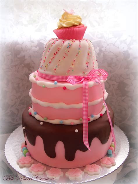 Pin De Bilis Sweet Creations Em My Cakes Feliz Aniversário Bolo