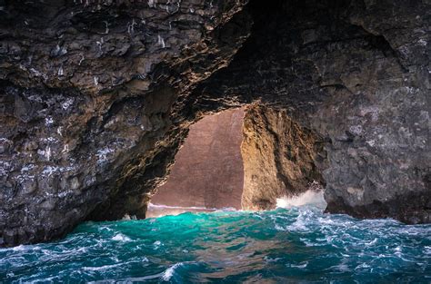 Sea Cave Entrance Along Na Pali Cliffs Uchihaitachi