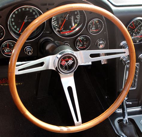 1966 Chevrolet Corvette Stingray C2 427 Cubic Inch Big Block Debuts