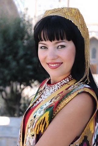 Uzbek Woman Samark And Uzbekistan Faces Of The People Beauty Around