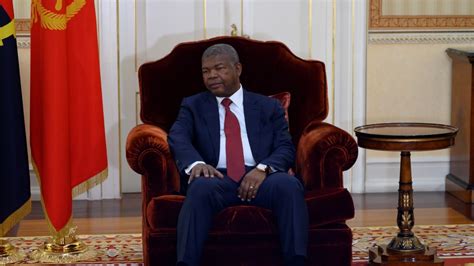 Activistas E Políticos Angolanos Dizem Que Não Se Pode Dissociar Corruptos Do Mpla