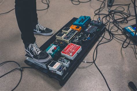 volume pedal 101 types uses and why you need one pro sound hq
