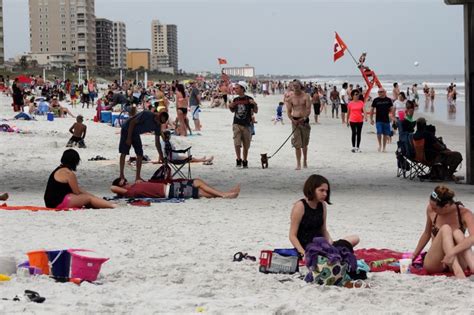 Jacksonville Beach Fl March 23 2014 The Beach Was Super Crowded For Spring Break If You