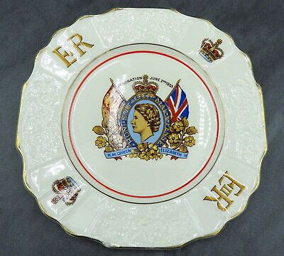 Queen Elizabeth Ii Coronation Plate Commemorative British Royal