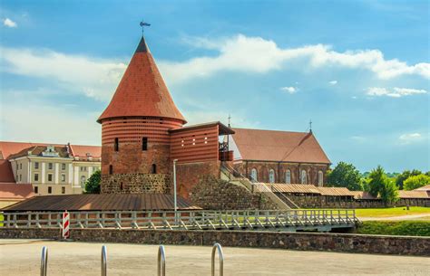 top 10 lovely castles in lithuania to visit 2023