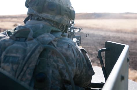 Convoy Live Fire Prepares Engineer Soldiers For Deployment Article