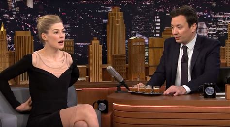 Rosamund Pike Had Wardrobe Malfunction On The Tonight Show With Jimmy