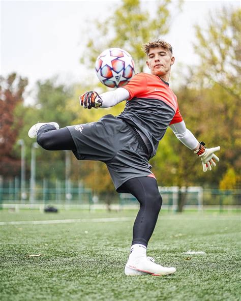Cute Soccer Guys Soccer Poses, Soccer Guys, Mens Soccer, Football