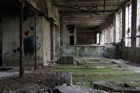 49 Abandoned Building Wallpaper Wallpapersafari