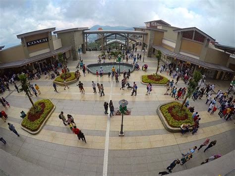 June 15, 2017 marked the soft launch of genting highlands premium outlets, the second premium outlets shopping centre in malaysia. The Long-Awaited Genting Premium Outlets Has Finally ...