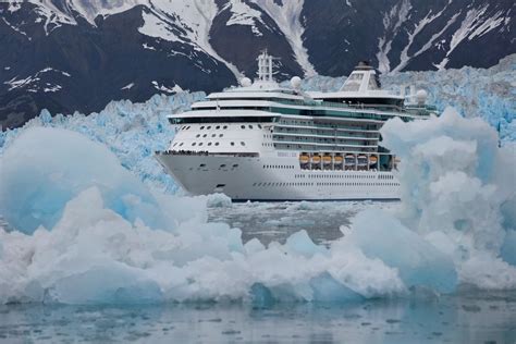 Royalcaribbean Radiance Of The Seas At The Hubbard Glacier Alaska