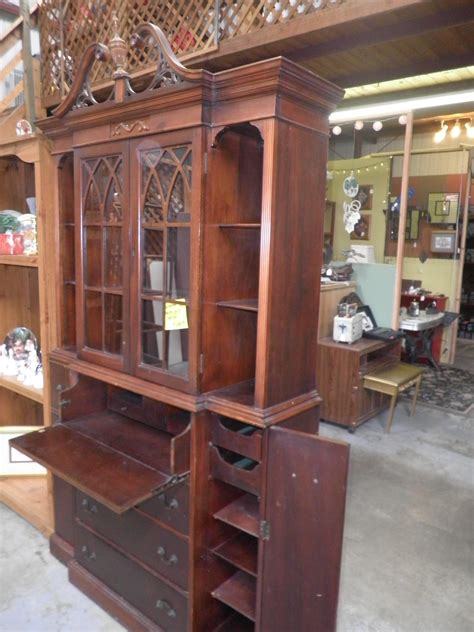 Vintage Breakfront – Mountain Treasures