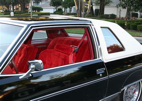 Fortin automobile vous accueille sur trois hectares de terrain où des centaines de véhicules accidentés sont stockés et désossés afin de vous fournir en pièces. 1978 Pontiac Bonneville 2 door in "starlight black" with ...
