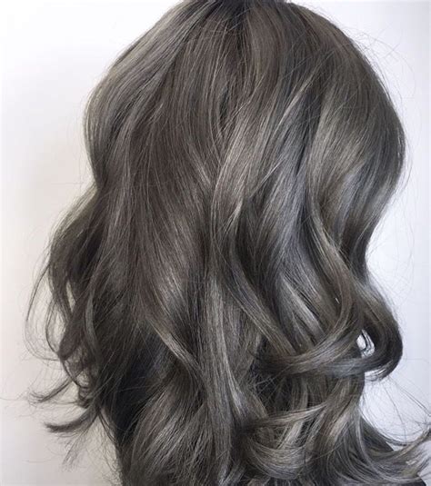 Grey Brown Hair Haarfarben Haarfarben Ideen Aschbraune Haarfarbe