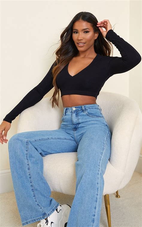 Black Soft Rib V Neck Long Sleeve Elastic Hem Crop Top Black Crop Top