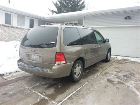 Sell Used 2005 Ford Freestar Sel Tan Paint W Entertainment Package