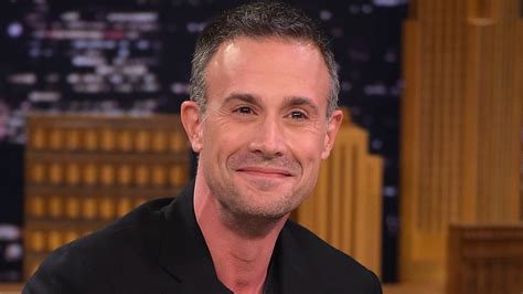 Prinze is an american actor and wrestling blogger. The Real Reason Freddie Prinze Jr. Stopped Acting