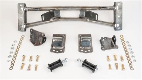 Combination Kit Of Competition Style Motor Mounts For 73 87 GM With Big