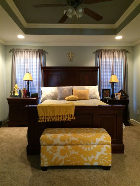 Tray Ceiling Master Bedroom Building A Tray Ceiling Yourself Kellydli