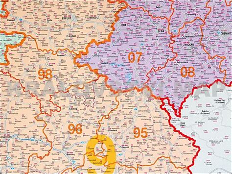 Tak přišla německá demokracie o svou nejoblíbenější tvář, píše server welt. Německo - nástěnná mapa PSČ 100 x 140 cm | Království Map
