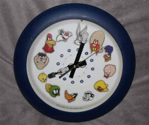 Vintage Looney Tunes Animated Talking Working Wall Clock Hourly