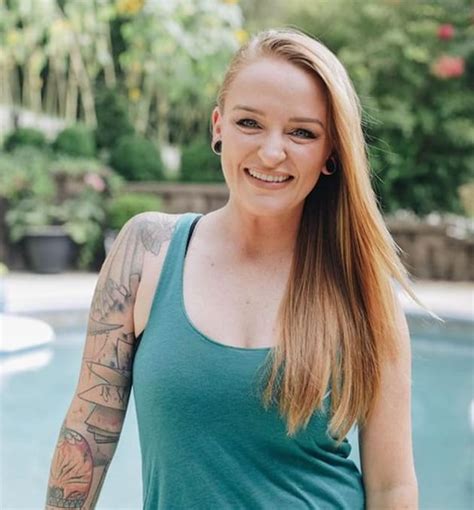 Maci Bookout Poses Poolside For 2 Great Causes The Hollywood Gossip