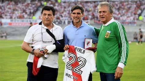 Daniel Passarella Regresó Al Monumental Y River Plate Homenajeó A Sus Campeones Del Mundo