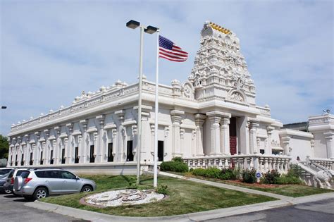 The Hindu Temple Of Omaha Is A Little Known But Beautiful Place Of Worship