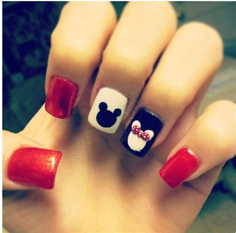 My Mickey And Minnie Nails I Loved The Way They Came Out Disney
