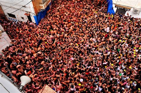 Participate In The Worlds Biggest Food Fight At La