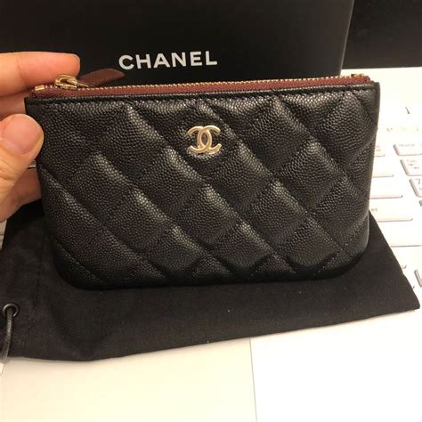 Chanel 22 Small Handbag Review