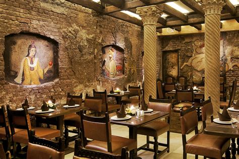 The Best Restaurants In Mumbais Fort Neighborhood