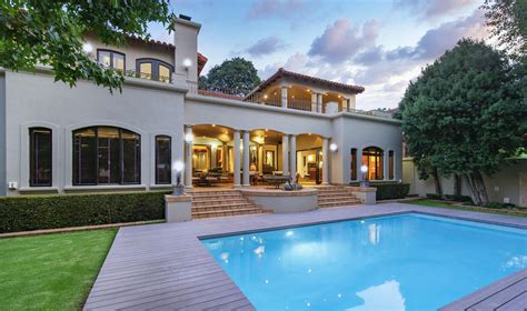 Bedfordview travel guide with detailed information about bedfordview, attractions, photographs bedfordview is only 15 minutes from the johannesburg vibrant cbc (downtown johannesburg). 6 Bedroom House For Sale in Bedfordview | RE/MAX™ of ...