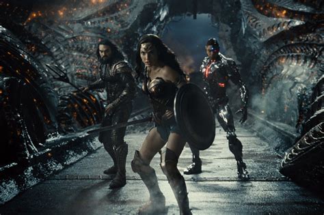 Justice League Review Zack Snyders Film Still Sucks