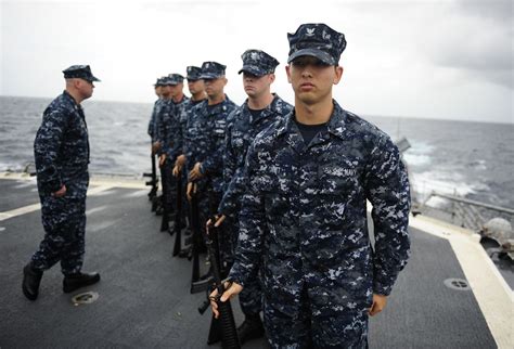 Free Download Fileus Navy 110911 N Zz999 689 Sailors Stand In Formation During 2100x1430 For